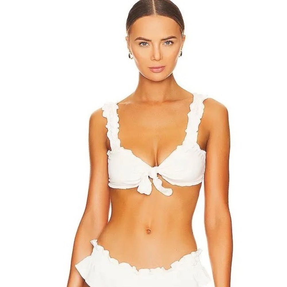 Frankies Bikinis Pippa Bikini Top‎ Womens Small White Gigi Hadid Eyelet Ruffle